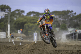 Regan Holyoak in the MX Open A & B.