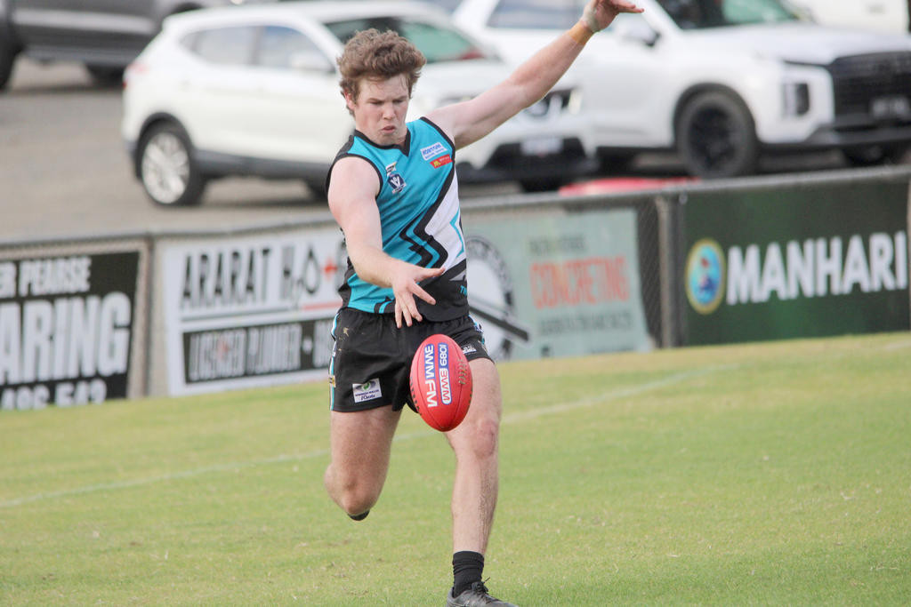 Thunder's Heath Smith in action on Saturday.