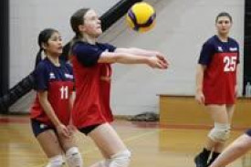 Eden Pumpa (pictured in action for Volleyball Horsham at last year’s junior country championships) will be a key player for her Horsham College school team at Wednesday’s Black Ranges school volleyball tournament.