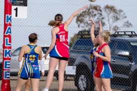 Kalkee’s Lotus Martin will look to minimise the impact of Edenhope Apsley’s formiddable shooting duo in their qualifying clash on Saturday.