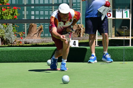 Ron Baron follows his bowl.