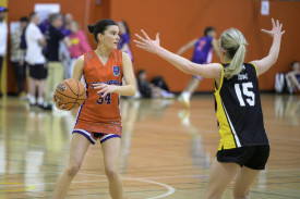 Horsham Hornets under 18 girls’ player Milla Adams prepares to pass the ball.