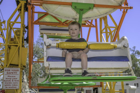 Ryan Wagenknecht from Warracknabeal rides the ferris wheel.